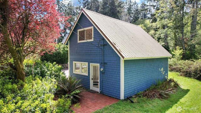 10472 NE Sunrise Bluff Lane, Bainbridge Island, WA 98110