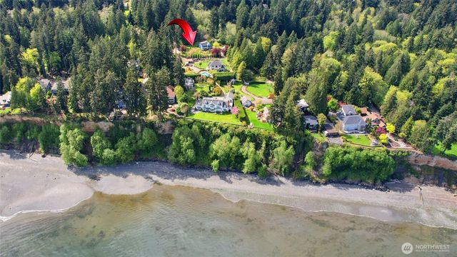 10472 NE Sunrise Bluff Lane, Bainbridge Island, WA 98110