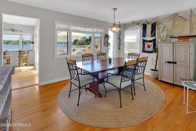 203 Riverside Drive N, Brick, NJ 08724