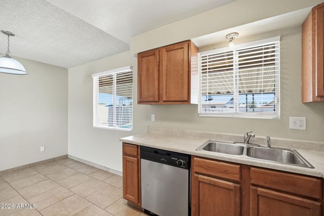 7227 W SAN MIGUEL Avenue, Glendale, AZ 85303