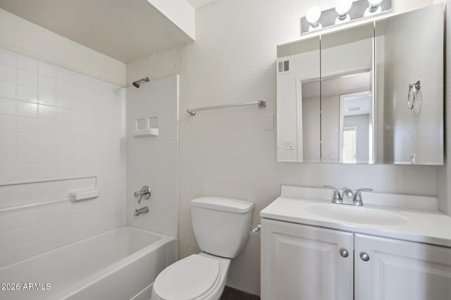7227 W SAN MIGUEL Avenue, Glendale, AZ 85303