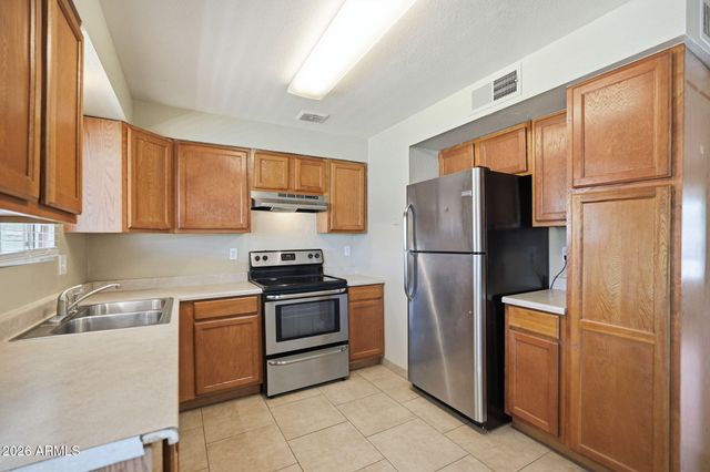 7227 W SAN MIGUEL Avenue, Glendale, AZ 85303