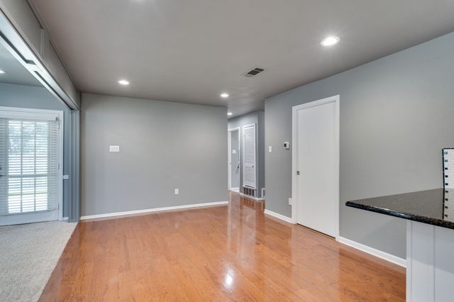 6980 Cox Lane, North Richland Hills, TX 76182