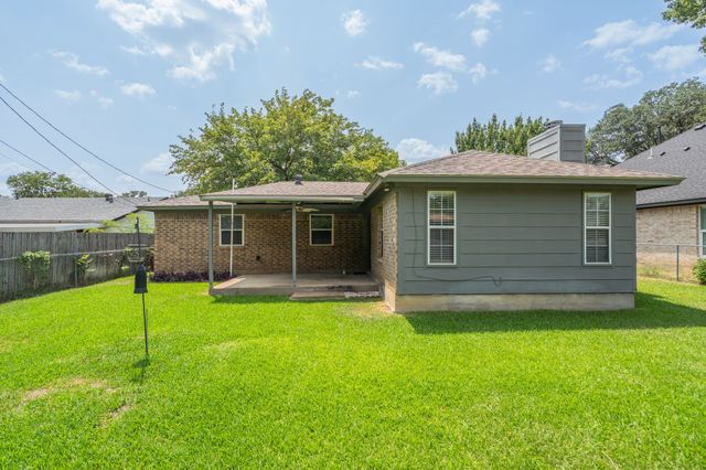 6980 Cox Lane, North Richland Hills, TX 76182