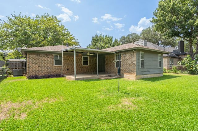 6980 Cox Lane, North Richland Hills, TX 76182