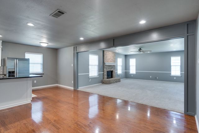 6980 Cox Lane, North Richland Hills, TX 76182