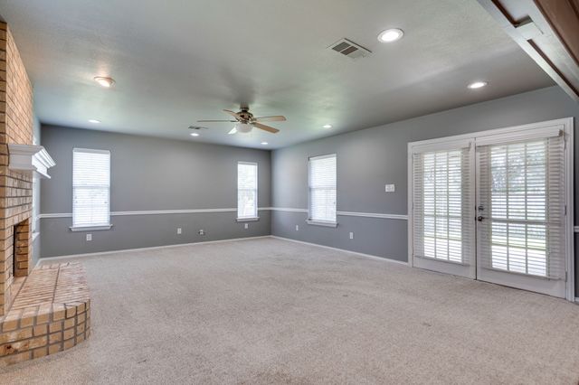 6980 Cox Lane, North Richland Hills, TX 76182