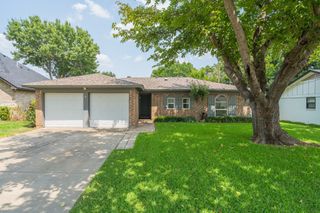 6980 Cox Lane, North Richland Hills, TX 76182