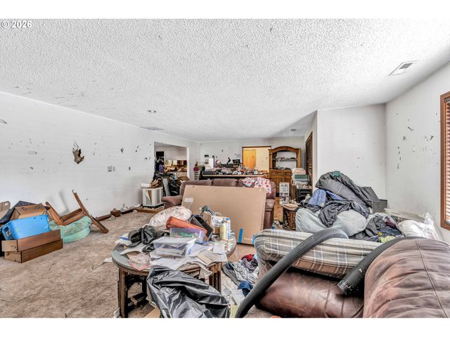 24051 S UPPER HIGHLAND Rd, Colton, OR 97017