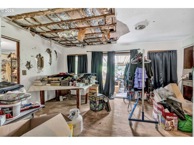 24051 S UPPER HIGHLAND Rd, Colton, OR 97017