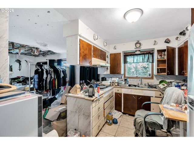 24051 S UPPER HIGHLAND Rd, Colton, OR 97017