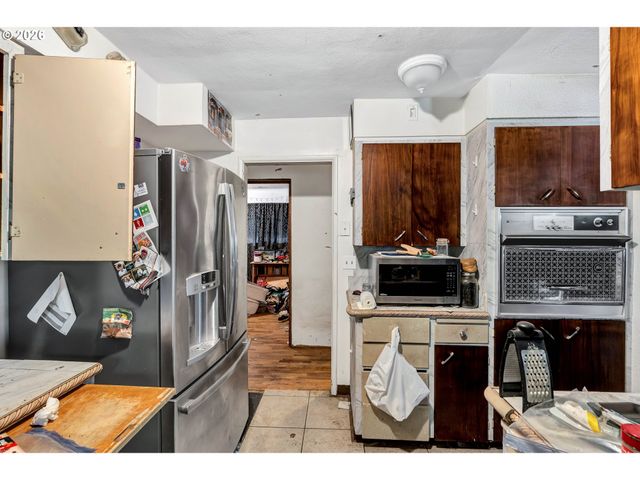 24051 S UPPER HIGHLAND Rd, Colton, OR 97017