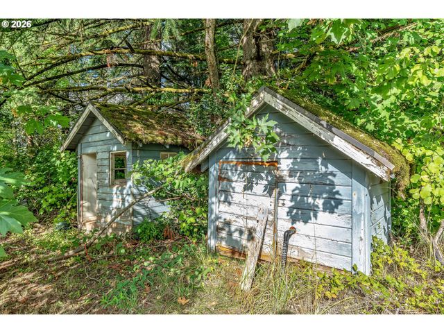 24051 S UPPER HIGHLAND Rd, Colton, OR 97017
