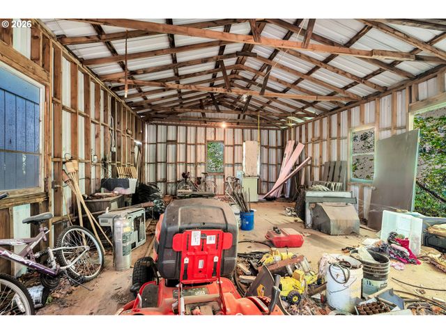 24051 S UPPER HIGHLAND Rd, Colton, OR 97017