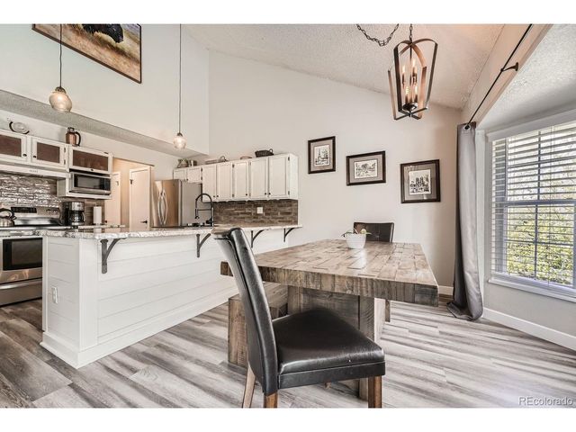 5954 S Netherland Cir, Centennial, CO 80015