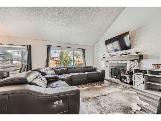 5954 S Netherland Cir, Centennial, CO 80015