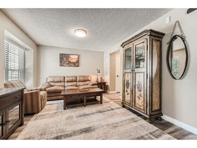 5954 S Netherland Cir, Centennial, CO 80015