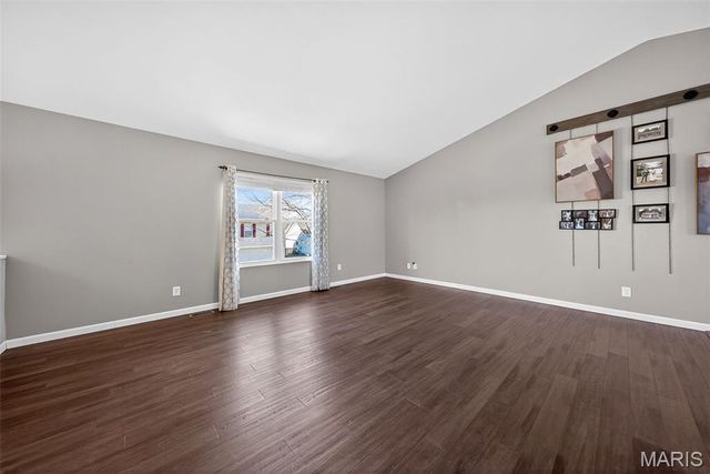 3065 Laurel Village Circle, St Peters, MO 63376