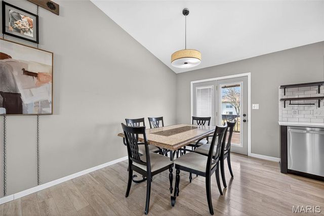 3065 Laurel Village Circle, St Peters, MO 63376