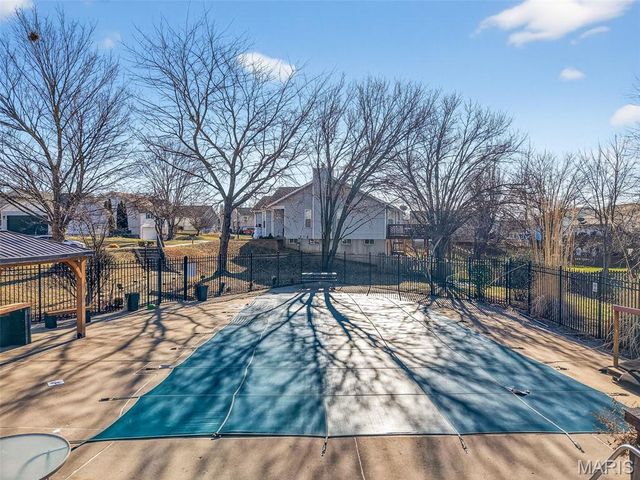 3065 Laurel Village Circle, St Peters, MO 63376