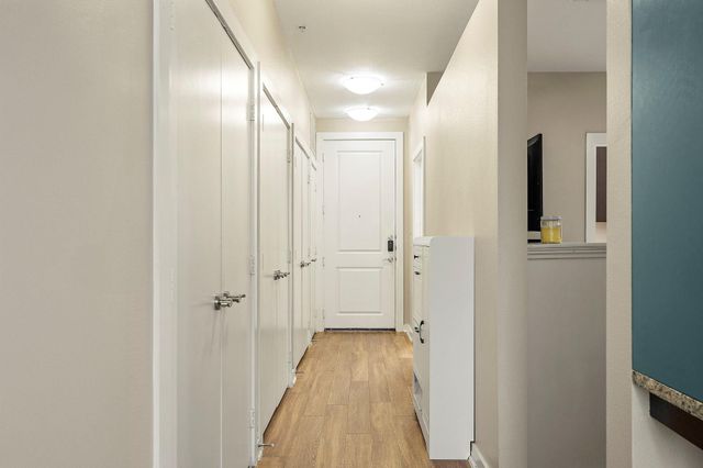 1900 Barton Springs RD 5033, Austin, TX 78704