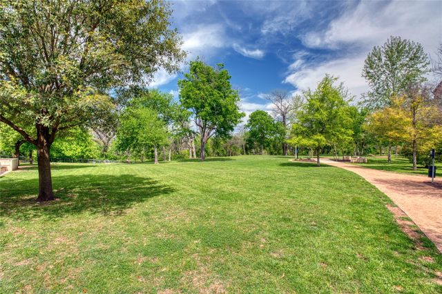 1900 Barton Springs RD 5033, Austin, TX 78704