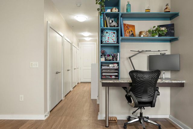 1900 Barton Springs RD 5033, Austin, TX 78704