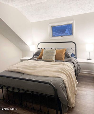 35 State Street, Saratoga Springs, NY 12866