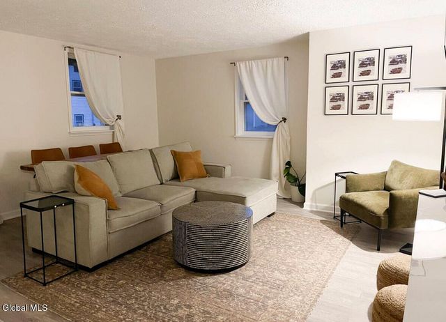 35 State Street, Saratoga Springs, NY 12866