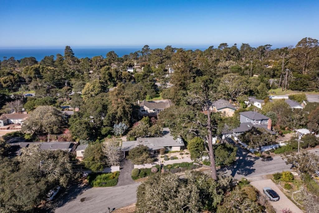 Image 31 of property listing at 25037 Valley Place, Carmel, CA 93923