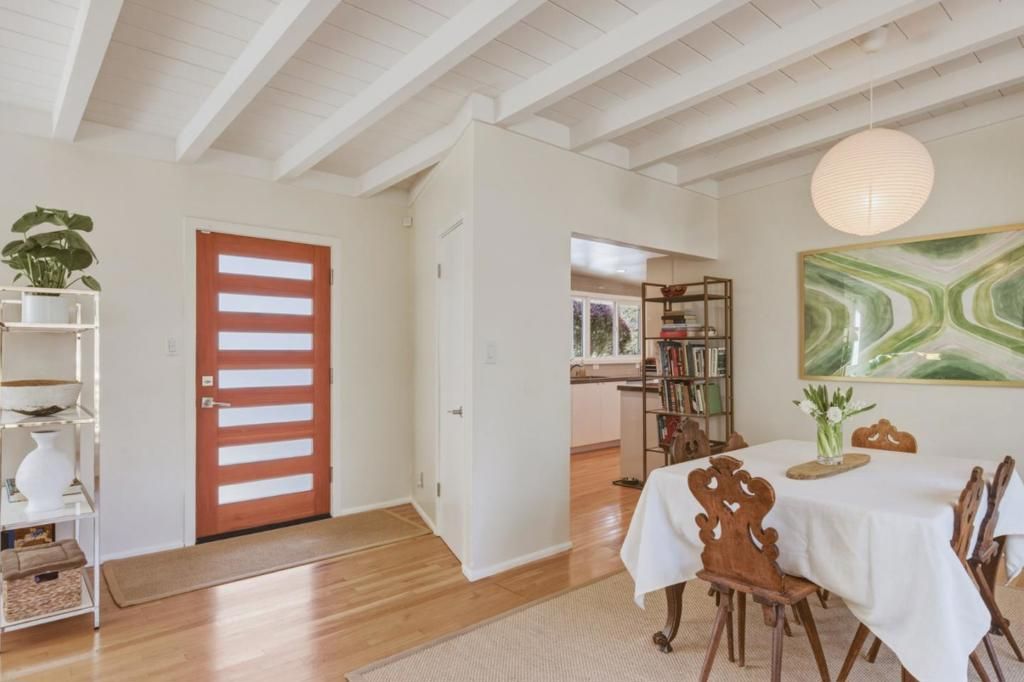 Image 5 of property listing at 25037 Valley Place, Carmel, CA 93923