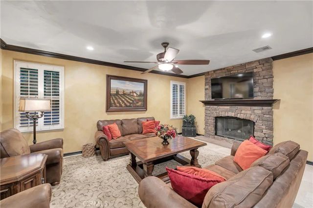 29345 Hacienda Ranch Court, Valencia, CA 91354