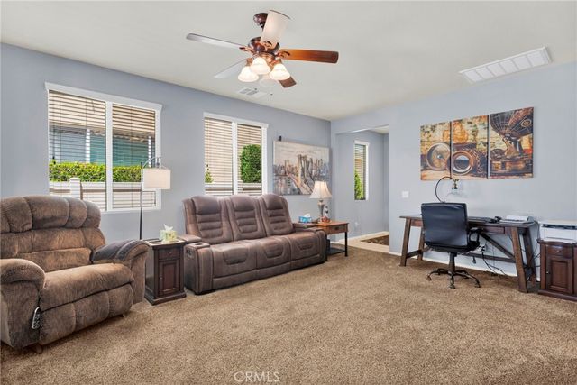 19459 Maple Creek, Apple Valley, CA 92308