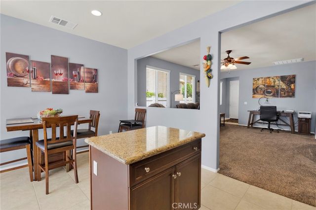 19459 Maple Creek, Apple Valley, CA 92308