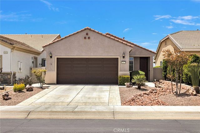 19459 Maple Creek, Apple Valley, CA 92308