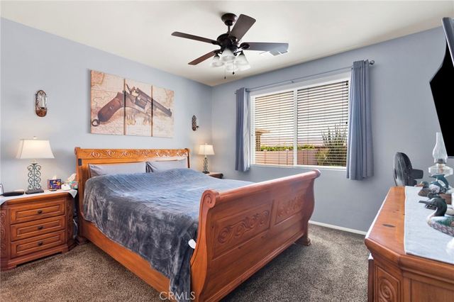 19459 Maple Creek, Apple Valley, CA 92308