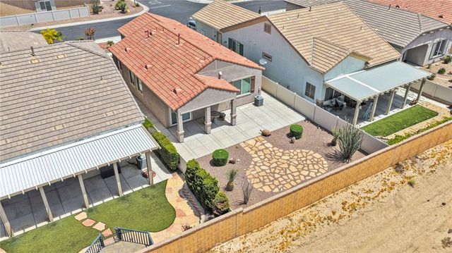 19459 Maple Creek, Apple Valley, CA 92308
