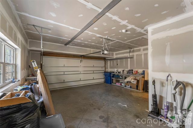 6047 Chaucer Lane, Granite Falls, NC 28630
