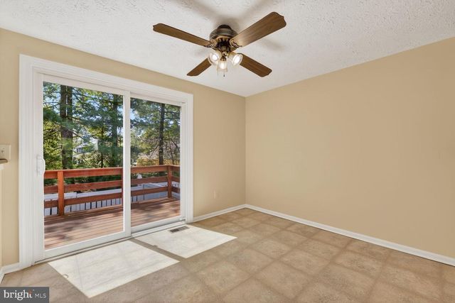 1754 SUNDANCE DR, Reston, VA 20194