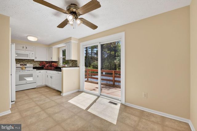 1754 SUNDANCE DR, Reston, VA 20194