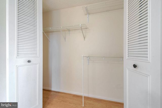1754 SUNDANCE DR, Reston, VA 20194