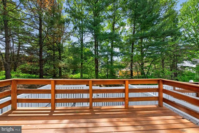 1754 SUNDANCE DR, Reston, VA 20194