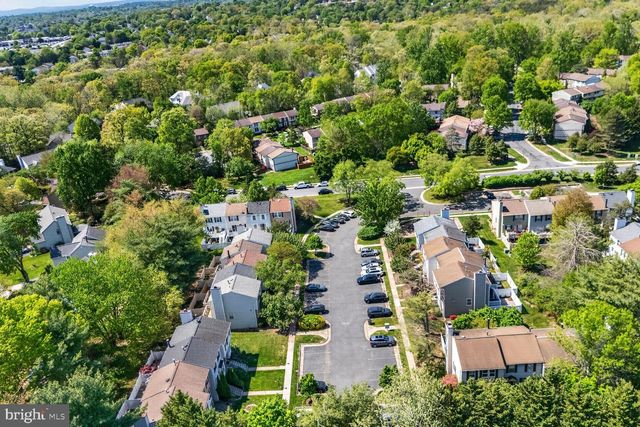1754 SUNDANCE DR, Reston, VA 20194