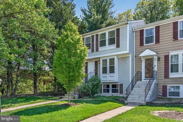 1754 SUNDANCE DR, Reston, VA 20194