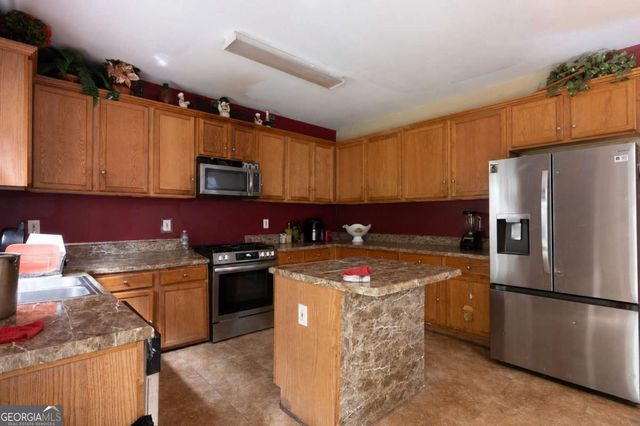 685 Taylor School Drive NE, Lawrenceville, GA 30043