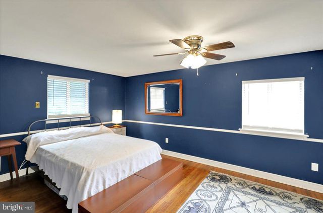 16 JACKSON DR, Lancaster, PA 17603