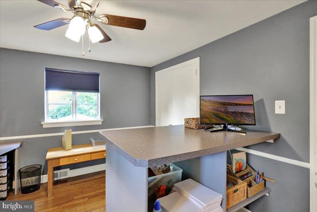 16 JACKSON DR, Lancaster, PA 17603
