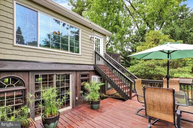 16 JACKSON DR, Lancaster, PA 17603