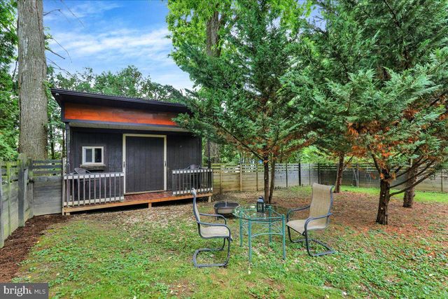 16 JACKSON DR, Lancaster, PA 17603