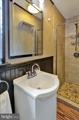16 JACKSON DR, Lancaster, PA 17603